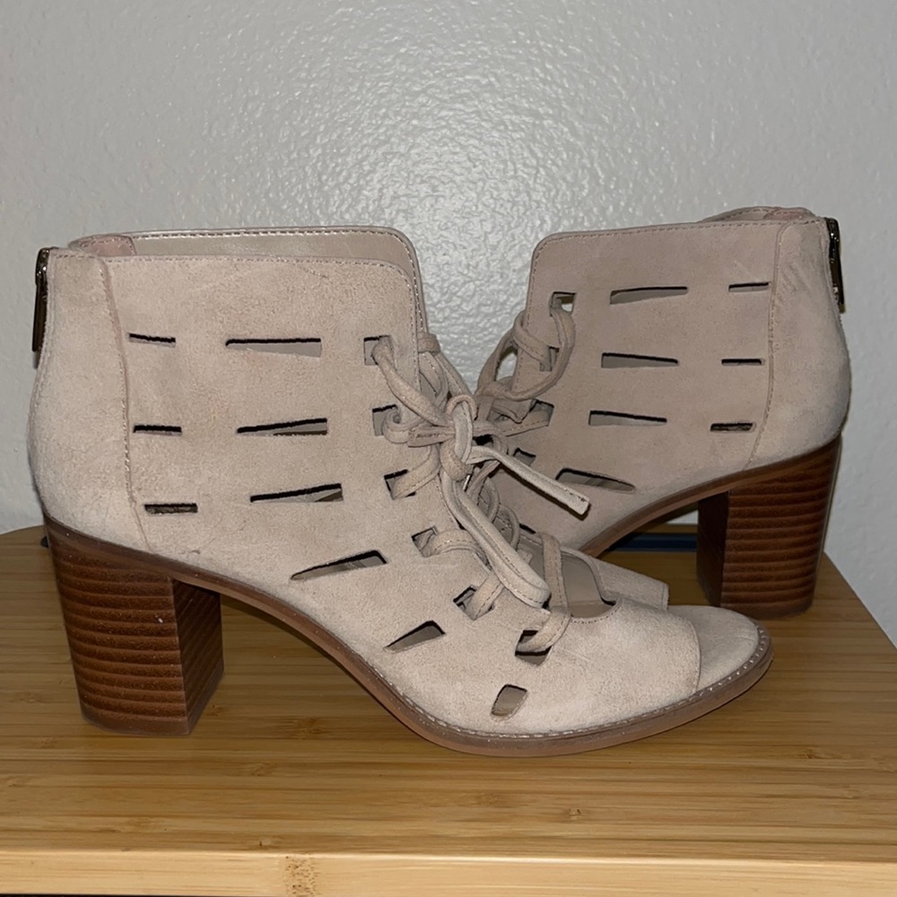 Suede Heals